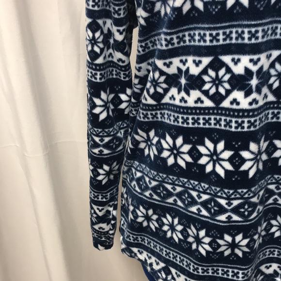 Hotel Spa Pajama Top - Picture 3 of 7